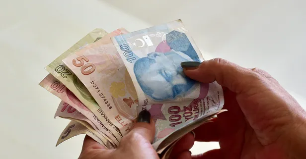 Emekliye en az 23 bin 716 lira! Zam için yeni anket geldi maaşları TAKVİM hesapladı