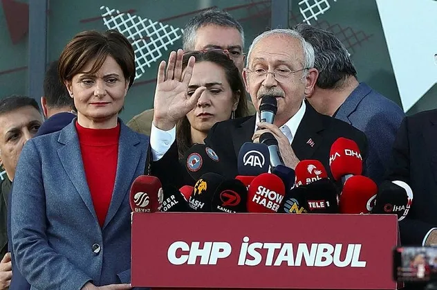 Teröre destek veren İsveç ve Finlandiya'ya ses çıkarmayan CHP'nin 'Gardırop Atatürkçüleri'