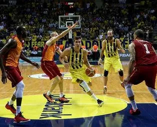 F.Bahçe G.Saray’ı devirdi