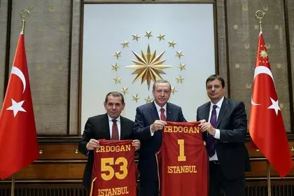 G.Saraylı basketçilerden Erdoğan’a ziyaret