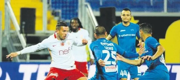 Aslan Komşu’da kükredi