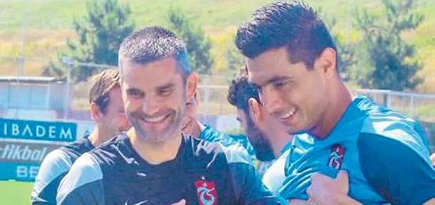Oscar Cardozo’yu sıcak fena carptı