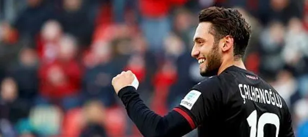 Ceza sonrası Çalhanoğlu'ndan flaş karar