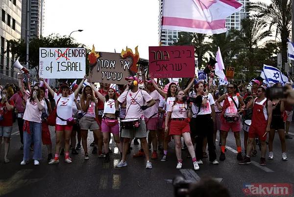 Tel Aviv'de isyan ateşi büyüyor! Katil Netanyahu'nun istifası için on binlerce İsrailli yine sokaklara akın etti - 8
