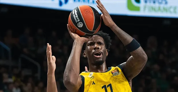 Kanarya'dan zirvede dev seri! Fenerbahçe Zalgiris Kaunas'ı 72-65 yendi