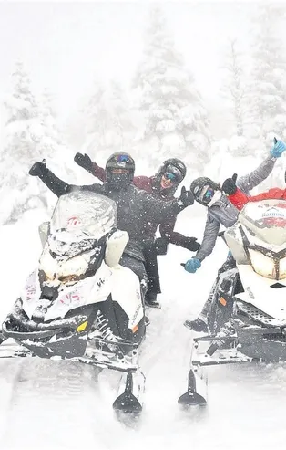 Tatil fırsatçıları boş durmadı! Yarıyıl tatiliyle kayak merkezleri doldu, fiyatlar ise şoke etti