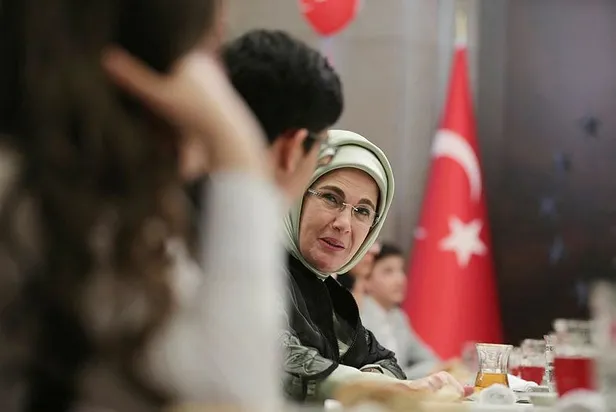 SON DAKİKA: Başkan Erdoğan'ın iftar yaptığı çocuklardan Mehmet Semih o anları anlattı: Rüyalarım gerçek oldu-6