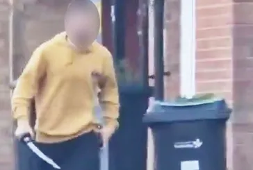 Londra’da kılıçlı terör! Hem halka hem polise saldırdı: En az beş kişi yaralandı