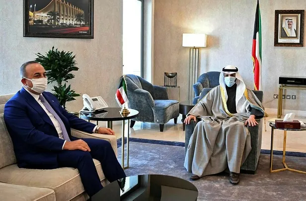 Son dakika: Dışişleri Bakanı Mevlüt Çavuşoğlu Kuveyt Başbakanı Şeyh Sabah ile görüştü-1