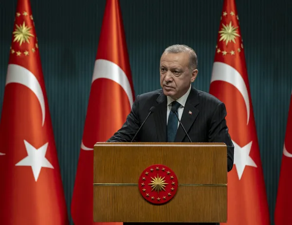 son-dakika-baskan-erdogandan-lutfu-turkkana-cok-sert-tepki-sozde-milletvekili-olan-bu-kisinin-parlamentoda-yeri-yok-1636393395584.jpg SON DAKİKA: Başkan Erdoğan'dan Lütfü Türkkan'a çok sert tepki: Sözde milletvekili olan bu kişinin parlamentoda yeri yok-4