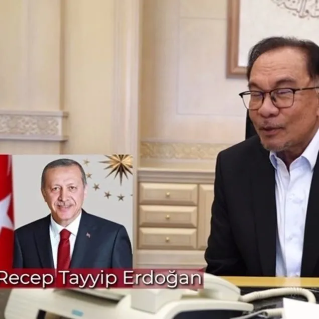 Malezya Başbakanı Enver İbrahim’den tebrik telefonu