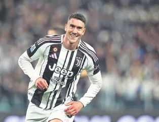 Vlahovic’e yakın takip