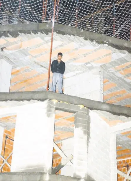 Aşk acısı dama çakardı