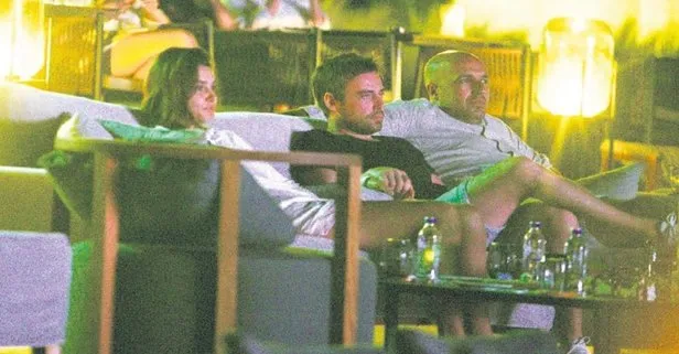 Hande Ercel Ve Murat Dalkilic Bodrum Da Della Miles In Konserinde Romantik Anlar Yasadi Takvim