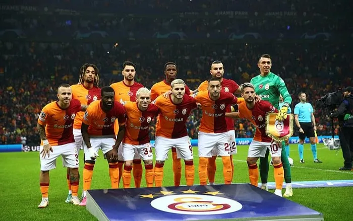 finallerin-takimi-galatasaray-1999-2000den-bu-yana-7-final-niteliginde-maca-cikti-1701383096846.jpeg Finallerin takımı Galatasaray! 1999-2000'den bu yana 7 final niteliğinde maça çıktı-2