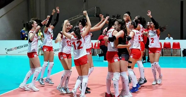 16 Yaş Altı Kızlar Avrupa Voleybol Şampiyonası’nda Türkiye şampiyon oldu
