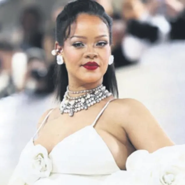 Kıy’met’li Rihanna