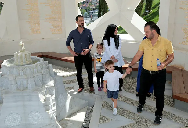 Şehitler Makamı'nda arife yoğunluğu-2