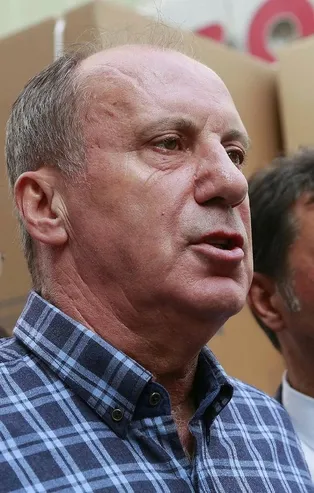 Muharrem İnce'den ABD'ye icazet gezisine giden CHP lideri Kemal Kılıçdaroğlu'nun "Ukrayna'nın yanında olmalıydık" sözlerine tepki