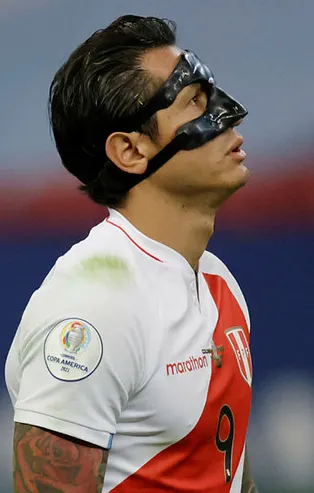 Trabzonspor'da forvete gladyatör! Perulu Lapadula adım adım geliyor