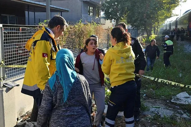 Manisa'da hemzemin geçitte kaza: 1 ölü-1