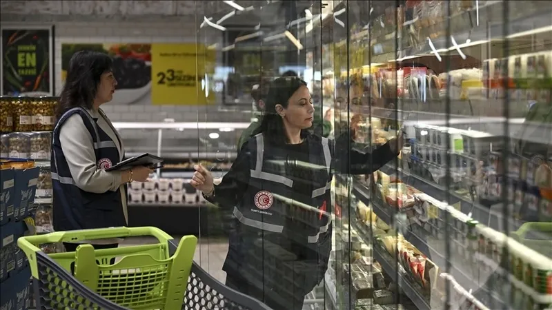 ticaret-bakanligi-devreye-girdi-ramazan-ayinda-kampanya-ve-indirim-uygulamalari-artirilacak-1771053881625.jpeg Ticaret Bakanlığı marketlerle anlaştı: Ramazan ayında kampanya ve indirim uygulamaları artırılacak-2