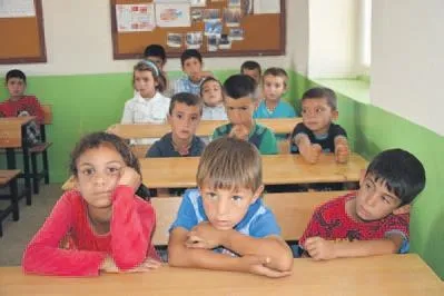 Kahramanlar okullarında anıldı-1