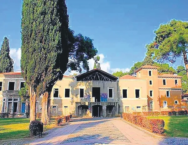 Audrey Hepburn'un babası var! Whittall'ler Londra'dan başladı soluğu Ege'de aldı | Whittall ailesi'nin film gibi hikayesi-9