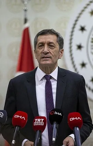 Son dakika: Milli Eğitim Bakanı Ziya Selçuk uyardı: "İşe maskemizi takarak başlayalım"