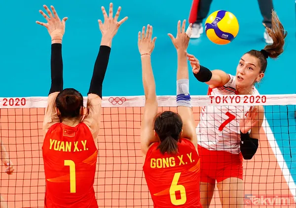 SON DAKİKA: A Milli Kadın Voleybol Takımı son olimpiyat şampiyonu Çin'i 3-0'la ezdi geçti! Başkan Erdoğan'dan tebrik telefonu - 21