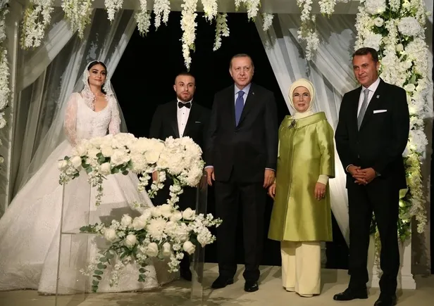 Esra Bilgiç ve Gökhan Töre mutluluğa 'evet' dedi-8