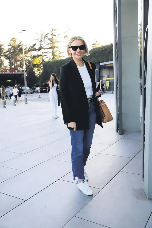 Ümit Besen’i duygulandıran sürpriz! Sahnede gözyaşlarına hakim olamadı