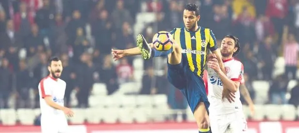 Josef: Fenerbahçe’de kalacağım!