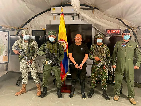 Escobar'dan bu yana en büyüğü! Uyuşturucu kaçakçısı "Otoniel" lakaplı Dairo Antonio Usuga yakalandı!-6