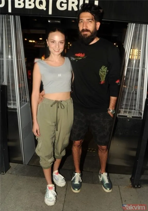 Nilperi Şahinkaya'nın sevgilisine bakın! Görücüye çıkan Nilperi Şahinkaya'nın sevgilisi de meğer ünlüymüş - 29