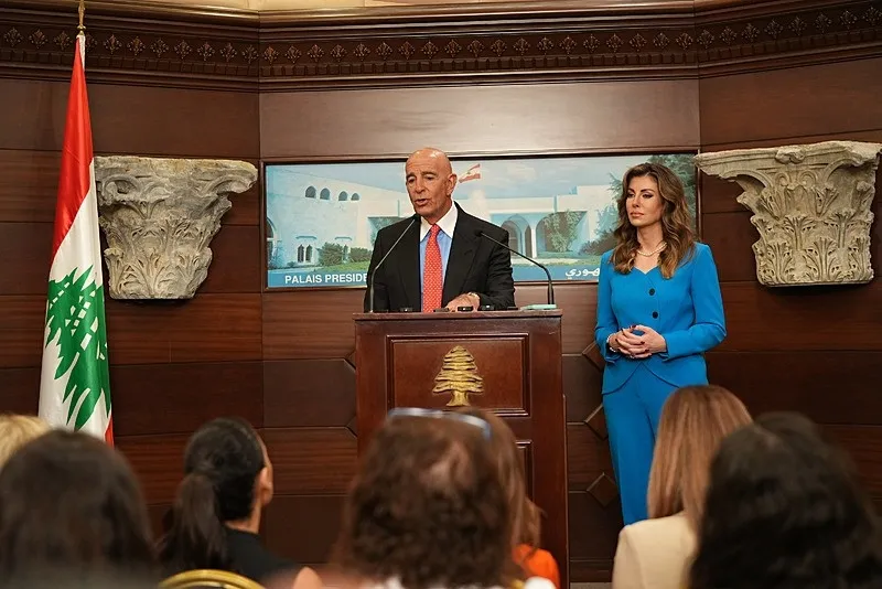 ABD'li Büyükelçi Barrack'tan gazetecilere skandal sözler: Hayvani davranmanyın (AA)