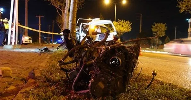 Son dakika: Bursa'da feci kaza! Otomobil bu hale geldi