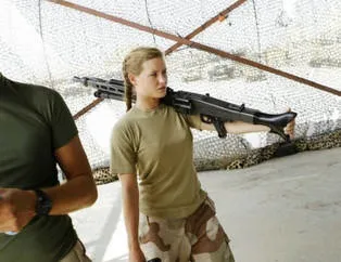 Dünyanın kadın askerleri