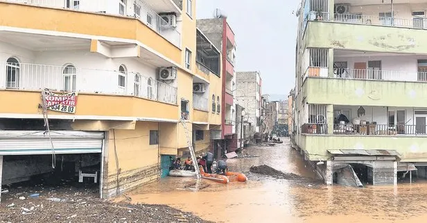 Sağanak yağış gözyaşı olup aktı! Şanlıurfa, Adıyaman ve Malatya’da 14 kişi hayatını kaybetti