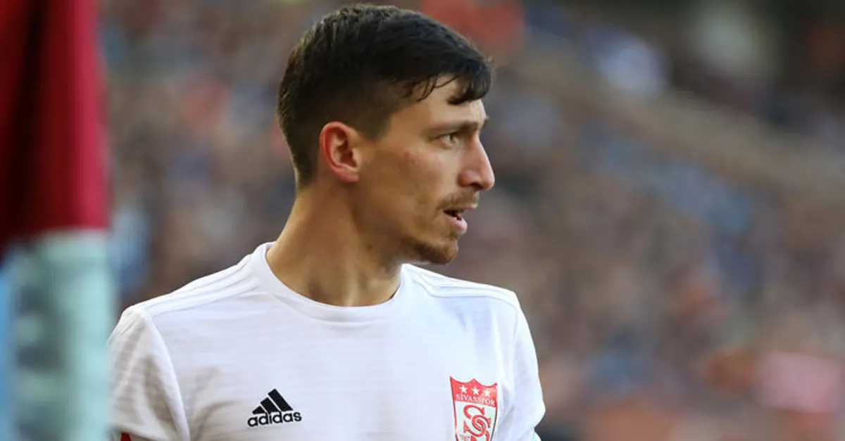 Mert Hakan Yandaş transferinde Galatasaray’dan Fenerbahçe’ye karşı flaş hamle!
