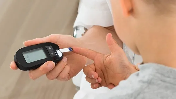 El ile ayak parmaklarındaki uyuşma ve güç kaybıyla belli edebiliyor: Diyabet hastalığına dikkat-4