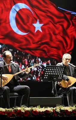 "15 Temmuz kahramanları" türkülerle anıldı