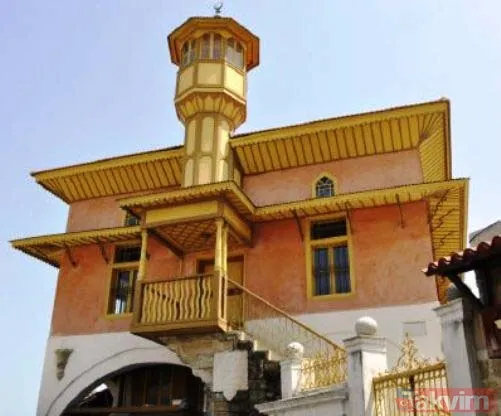 AK Parti'den Yunanistan'ın Rodos Adası'ndaki külliyeyi müzik fakültesine dönüştürmesine sert tepki: Kabul edilemez - 11