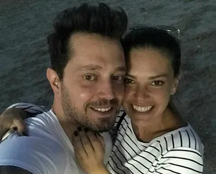 Sürpriz kutlama ’Mutlu ol Aslı’