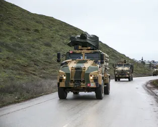 İdlibdeki gözlem noktalarına komando takviyesi! 150 araç yola çıktı