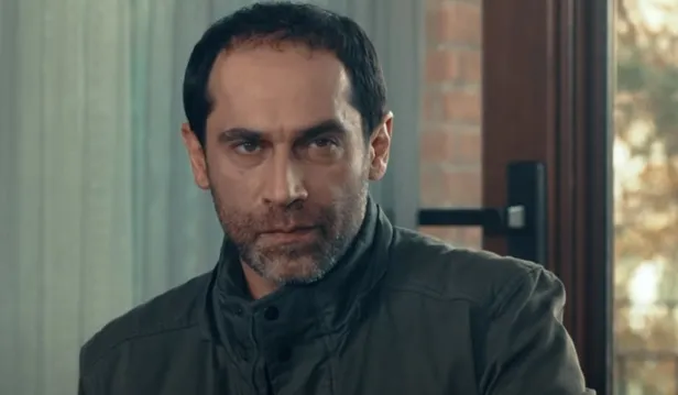 oyle-olmeyiz-fuze-at-edho-200-bolum-2-fragmani-sikistigi-cendereden-cikip-hasmini-yontacak-1634968593419.jpg EDHO 200. bölüm 2. fragmanı! Sıkıştığı cendereden çıkıp hasmını yontacak! Öyle ölmeyiz füze at!-7