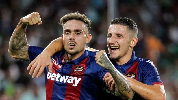 Galatasaray İspanyol golcü Marti'yi listeye aldı-1