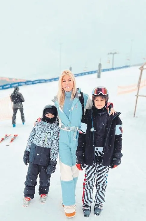 ibrahim-tatlises-eski-askini-unutmadi-hulya-avsar-icin-canimi-veririm-1639861663596.jpeg İbrahim Tatlıses eski aşkını unutmadı! Hülya Avşar için canımı veririm-8