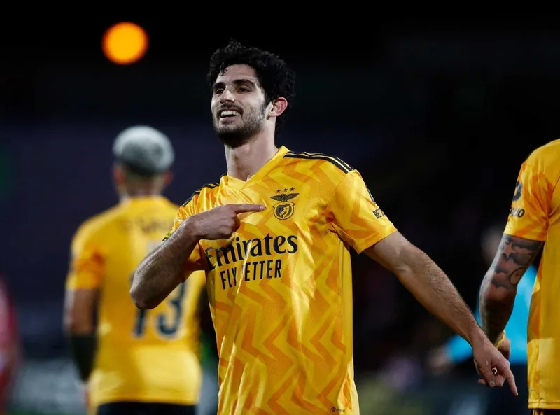 besiktasa-bir-portekizli-daha-transferde-rota-belirlendi-1750660622807.jpg Gonçalo Guedes (Takvim Foto Arşiv)