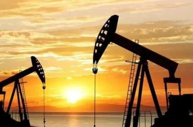 Brent petrolde rekor artış! Mart ayından bu yana ilk kez 49 doları gördü